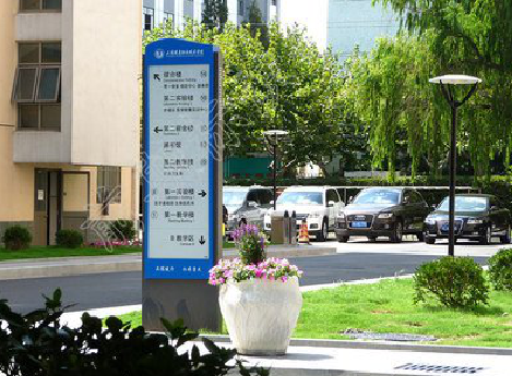 巩义哪些因素影响宣传栏的制作？